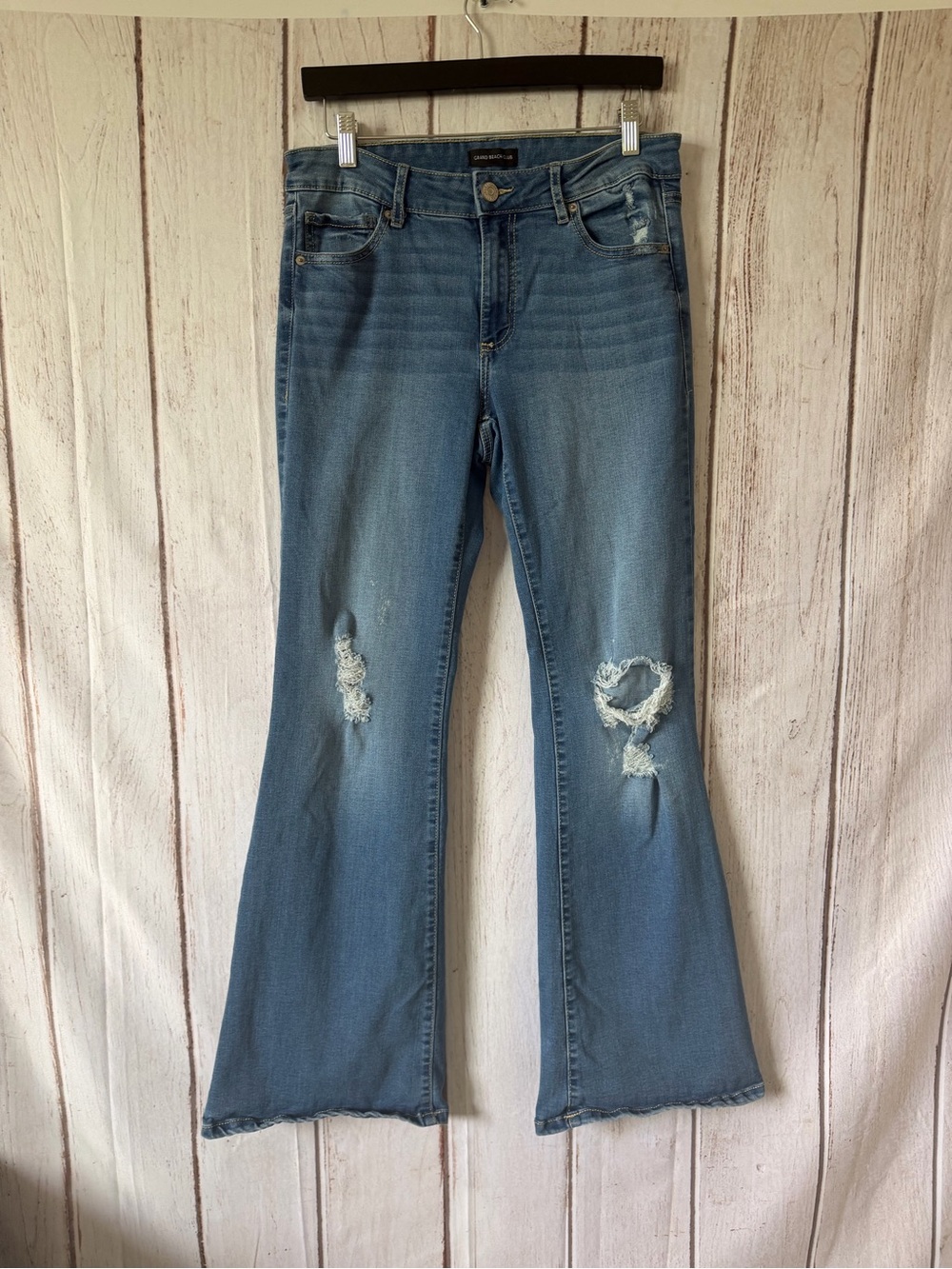 Grand Beach Club Distressed Flare Jeans Size 30/REG